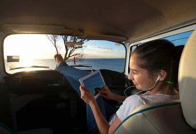 Want to Watch TV in Your Car? Read This