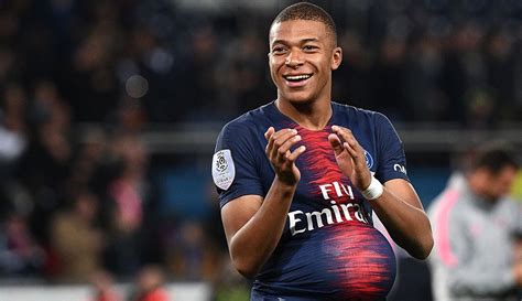 Watch PSG star Kylian Mbappe score four goals in 13 minutes