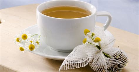 What Are the Dangers of Chamomile Tea? | LIVESTRONG.COM