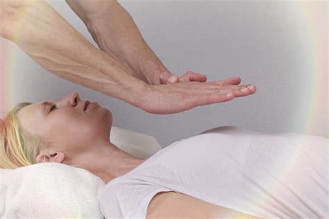 What is a Reiki Massage? How Does it Work? Find Out Here