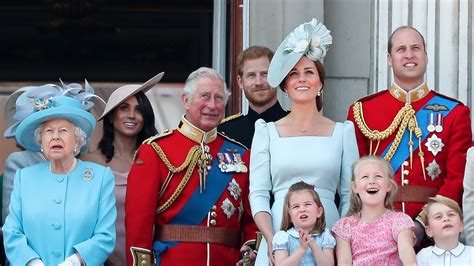 What is the role of the UK royal family?   CGTN