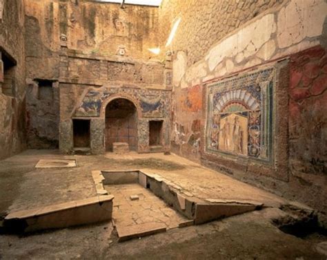WHAT TO EXPECT WHEN VISITING POMPEII AND HERCULANEUM ...