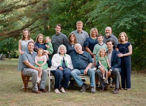 What to wear for extended family portraits {Franklin ...