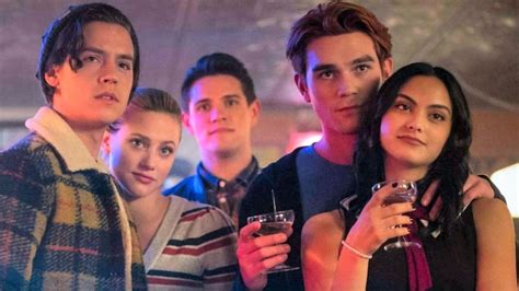 Where Is Riverdale Season 5 Filmed? Is Vancuover the Real ...