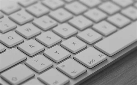 White Apple Keyboard Macro Desktop Wallpaper
