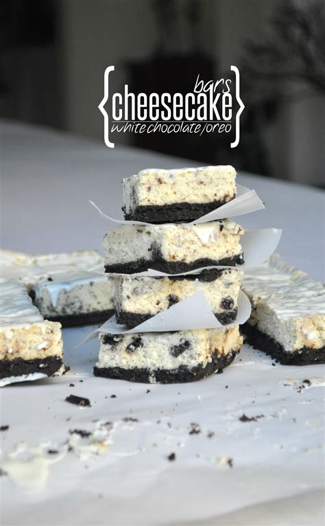 white chocolate oreo cheesecake bars | Chow Creations