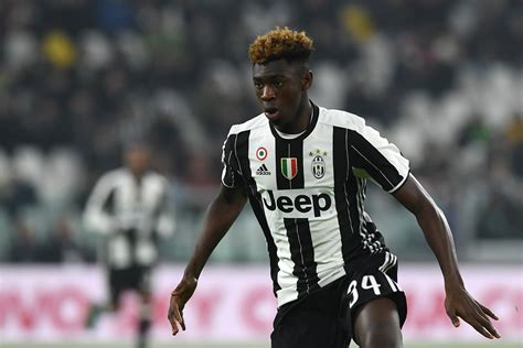 Who is Moise Kean, Juventus s 16 Year Old Champions League ...
