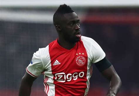 Why Barcelona want to sign Ajax defensive giant Davinson ...
