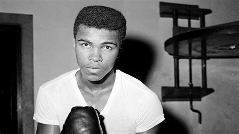 Why Muhammad Ali never legally changed name from Cassius Clay