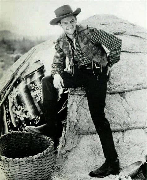 William Holden en “Arizona”, 1940 | Holden, American ...