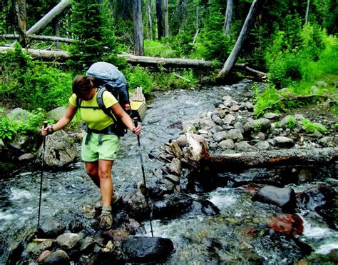 Women Going the Distance   American Hiking Society