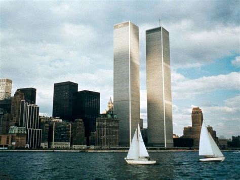 World Trade Center pictures before during and after 9/11 ...