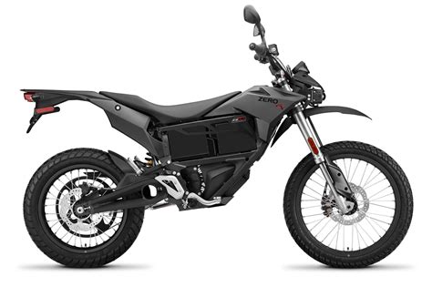 XR Motos suministrará 10 motos eléctricas para la Policía ...