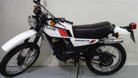 Yamaha dt175. fully restored. stunning bike | motorbikes ...