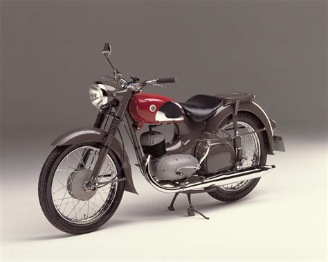 Yamaha Motorcycle History   Classic Motorbikes