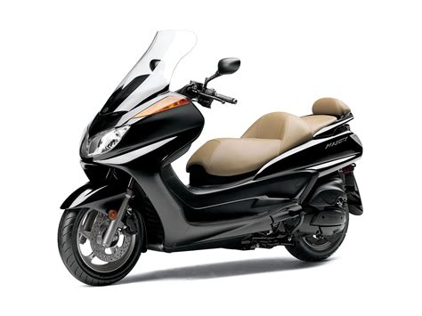 Yamaha Scooter 2012 Majesty pictures and specifications