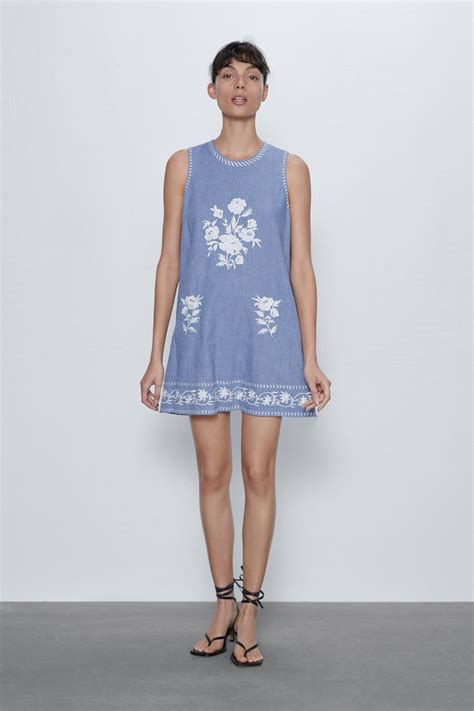 Zara rebaja los vestidos más bonitos de su colección primavera verano 2020