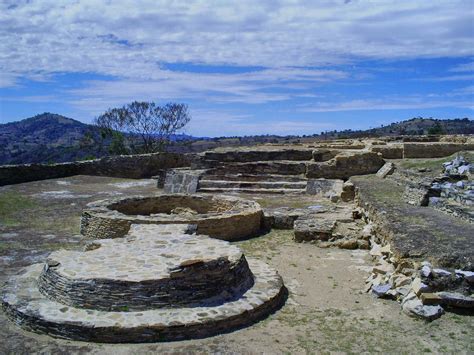 Zona arqueológica de Ixcateopan en Guerrero : Pueblos Magicos de Mexico